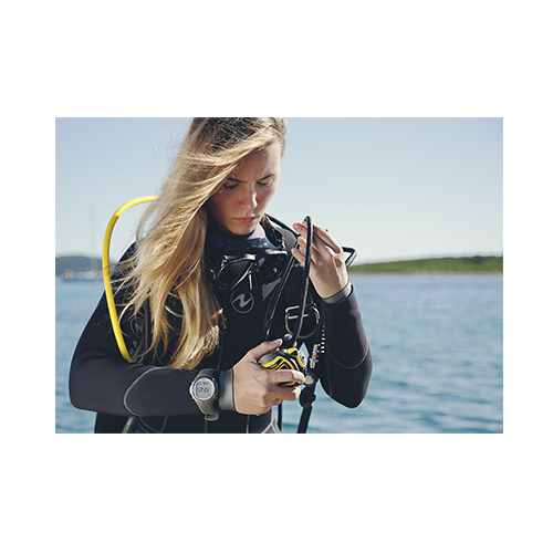 Suunto D6i Novo Stealth Watch With USB Price Abudhabi